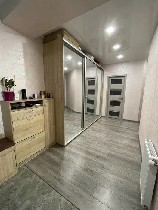3-кімнатні, 75 м²