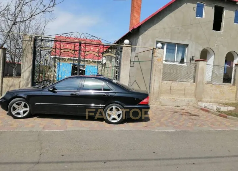 Дом 220 м², участок 8 сот., ул. Степная, Авангард