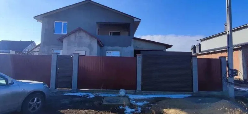 5-кімнатні, 265 м²