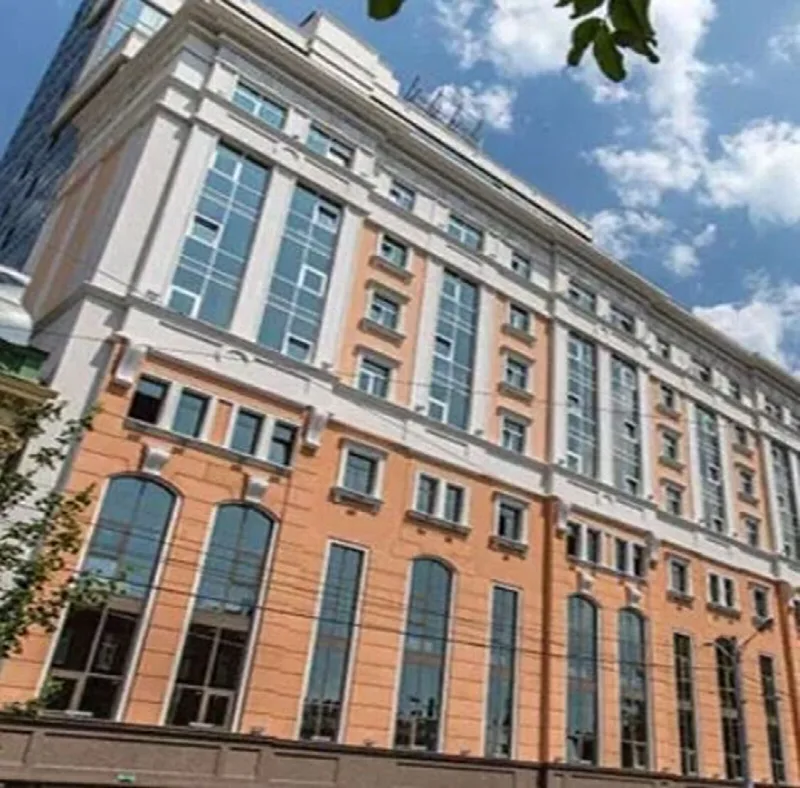 3-кімнатна квартира, 98 м², 18 Перлина, Центр