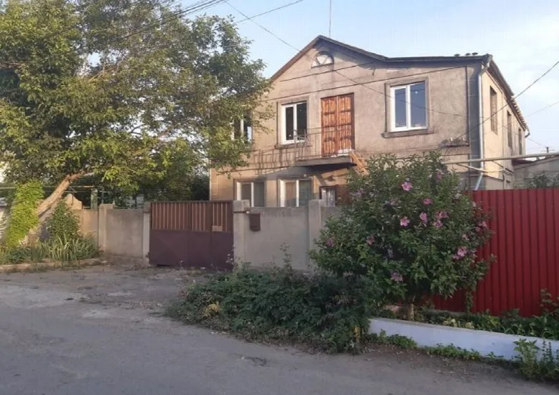4-кімнатні, 228 м²