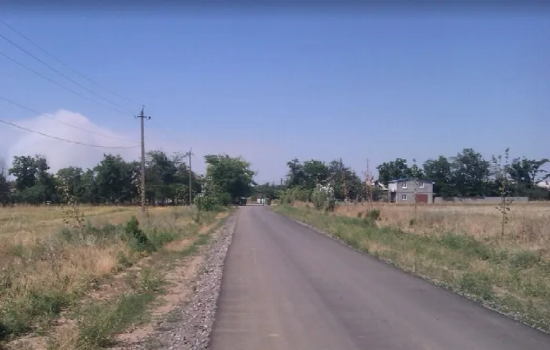 Land, Krasnosilka