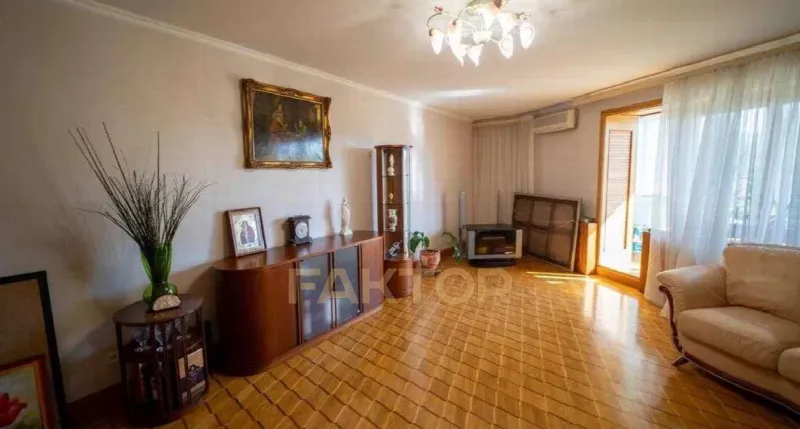 3-room apartment 134 m², floor 6/10, Armiiska St