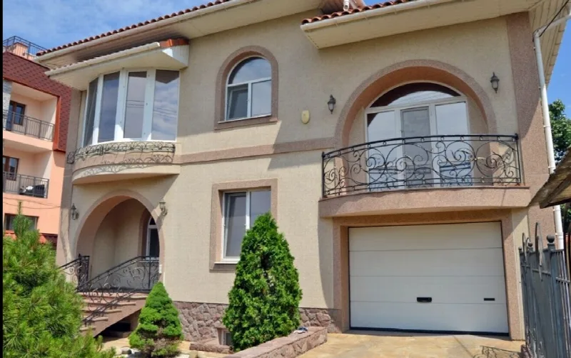 5-кімнатний будинок, 352 м², Таїрова