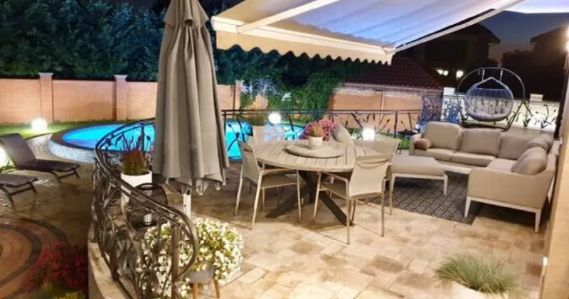 6-кімнатний будинок, 550 м², Совіньйон