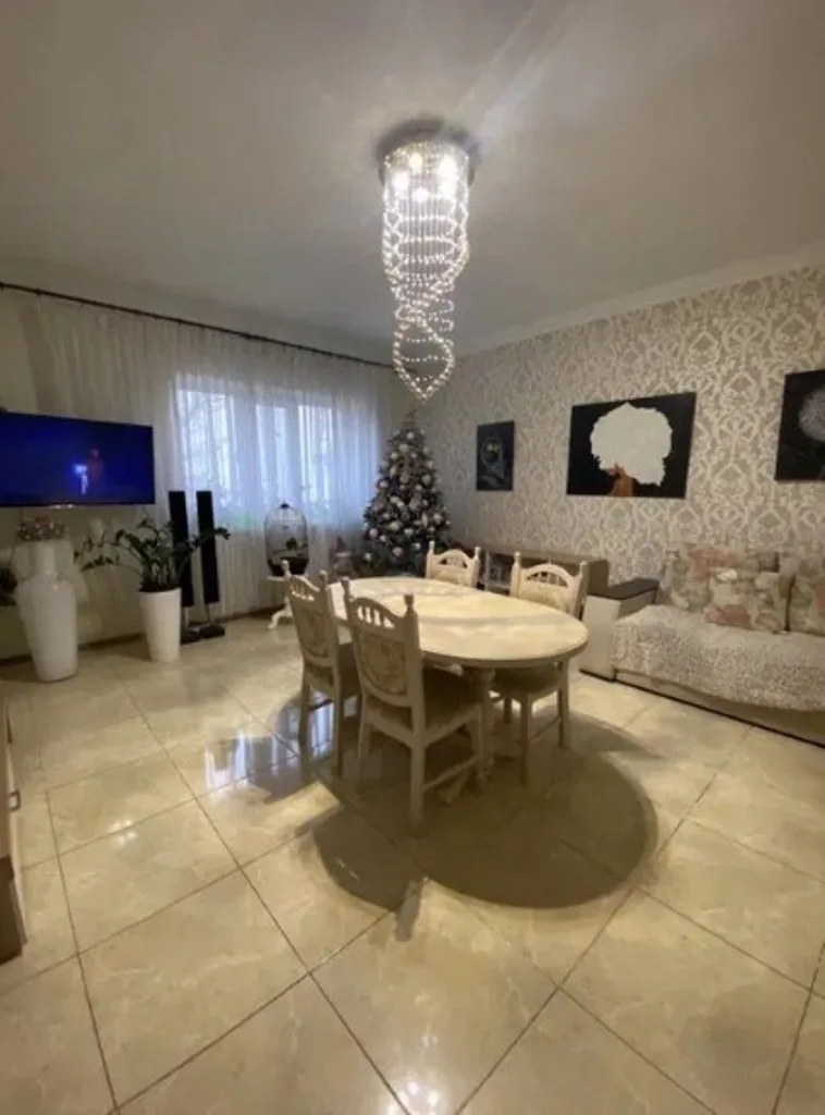 6-комнатный дом, 400 м², Черноморка 2