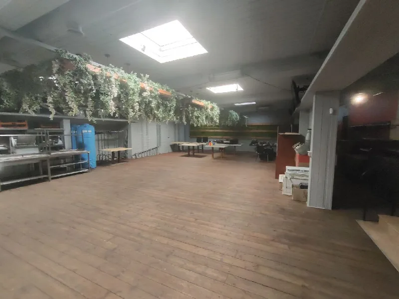 Комерційна, 1 080 м², Черьомушки