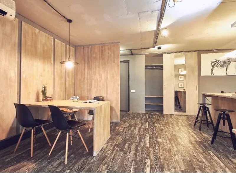 Комерційна, 75 м², Центр