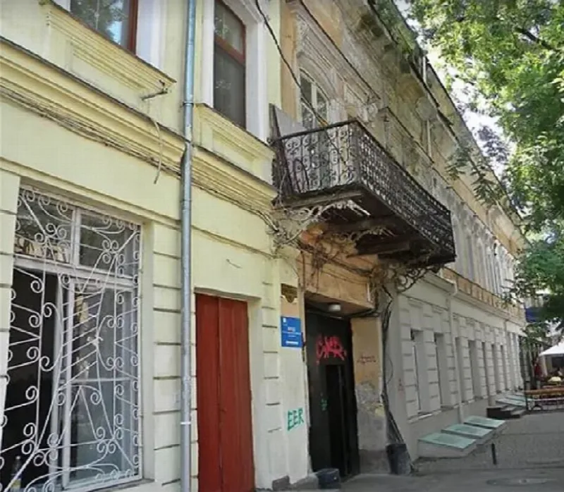 3-кімнатна квартира, 53 м², Центр
