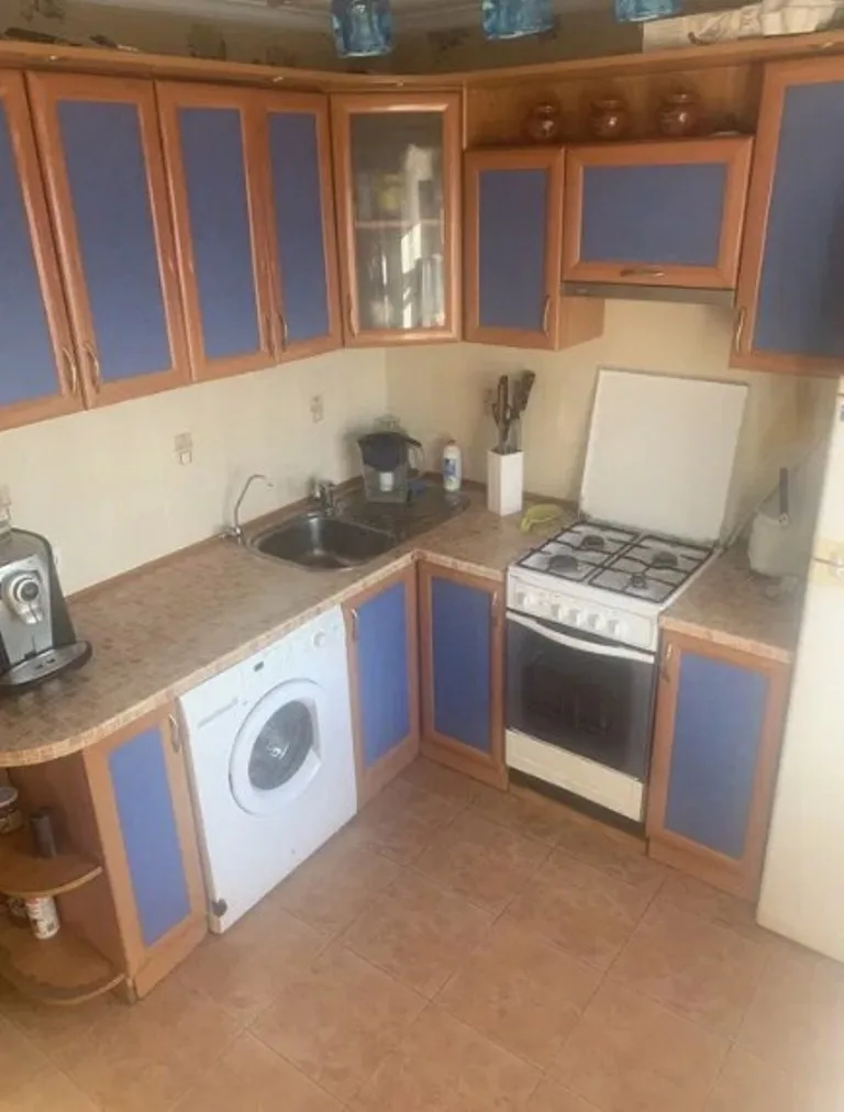 4-кімнатна квартира, 71 м², Черемушки
