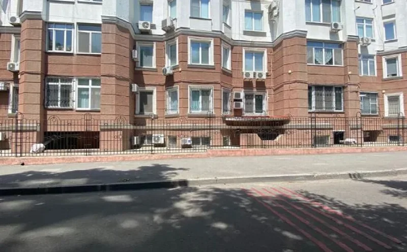 Комерційна, 305 м², Будинки Каркашадзе, Шевченко-Французький