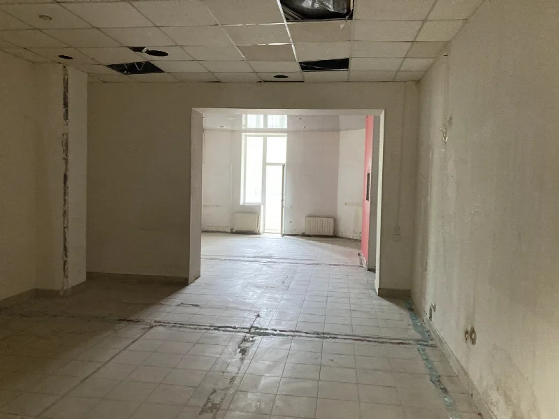 Commercial, 260 m², Tairova