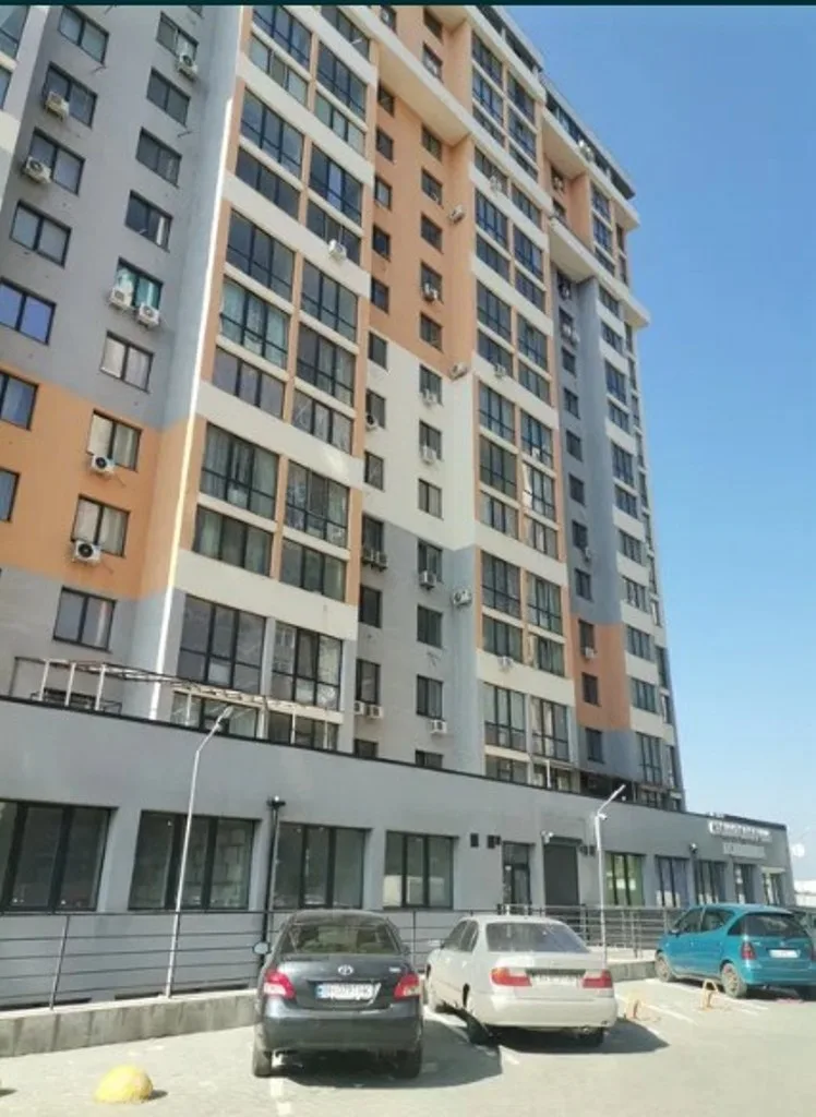 1-кімнатні, 40 м²