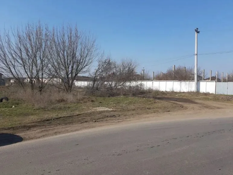 Land, Fontanka
