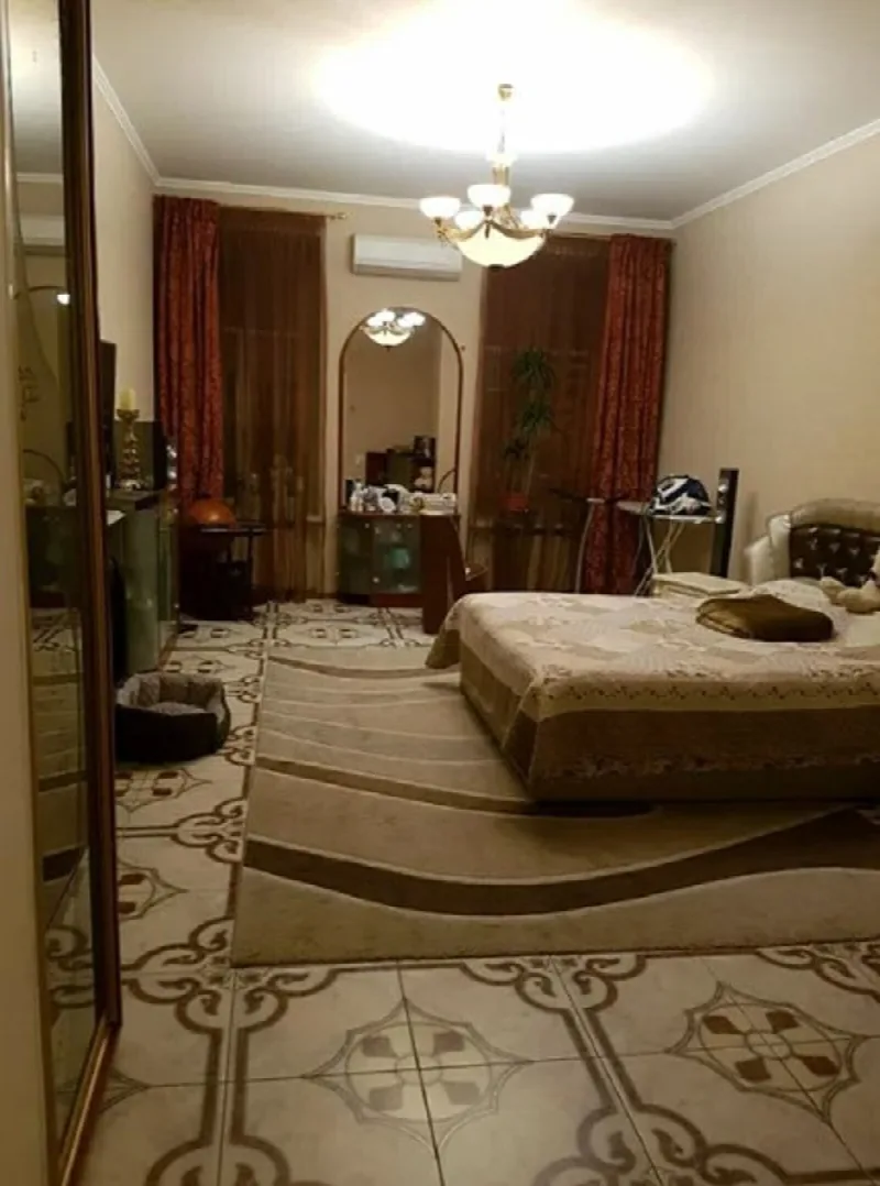 3-кімнатні, 100 м²