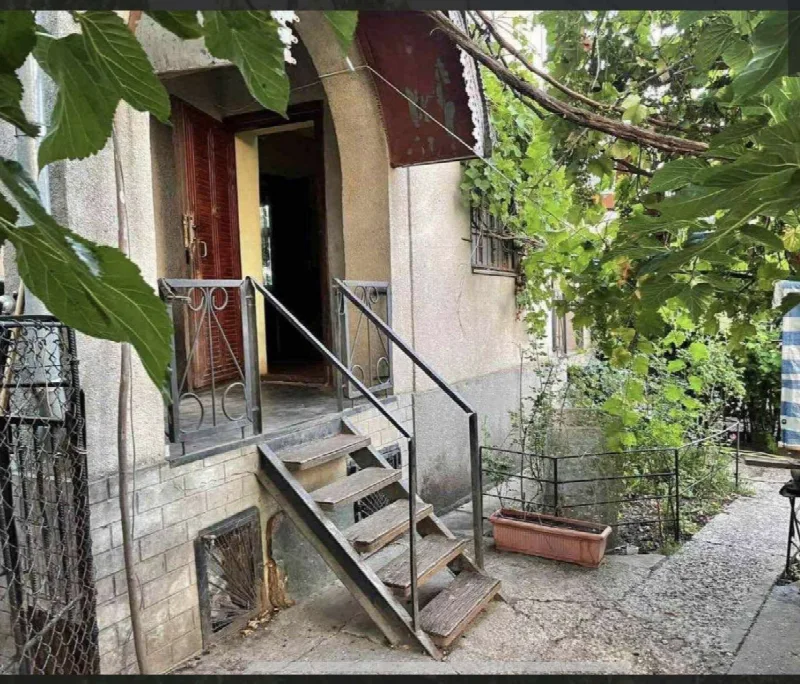3-кімнатні, 132 м²