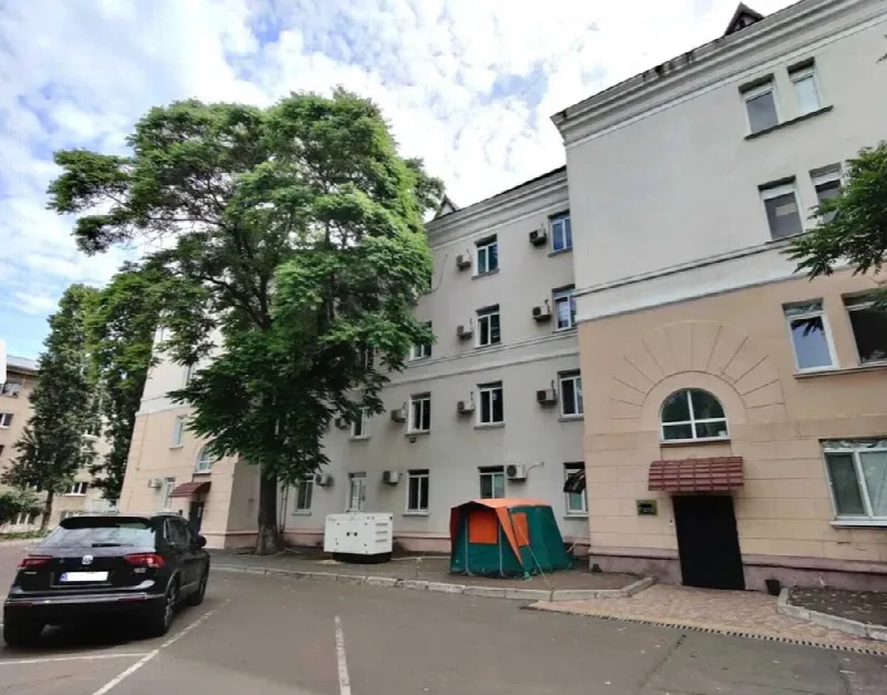 Комерційна, 1 022 м², Молдаванка
