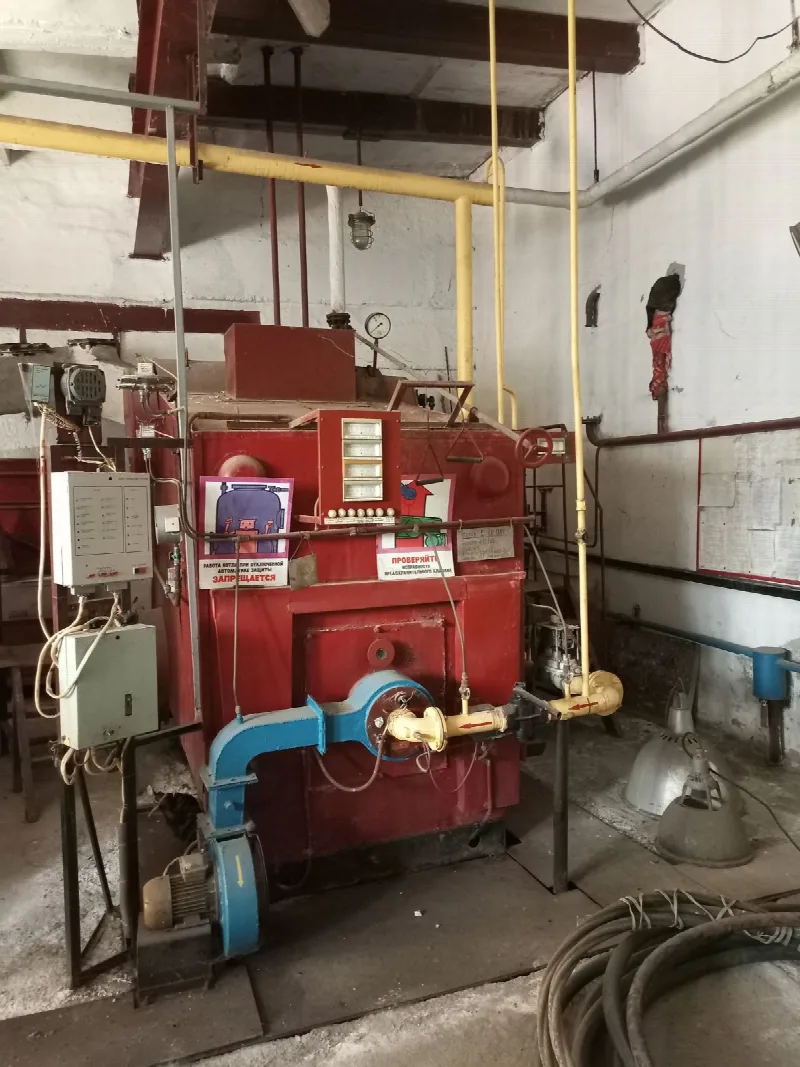 Комерційна, 3 000 м², Авангард