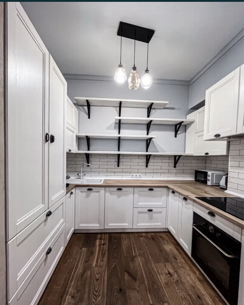 3-кімнатна квартира, 93 м², Центр