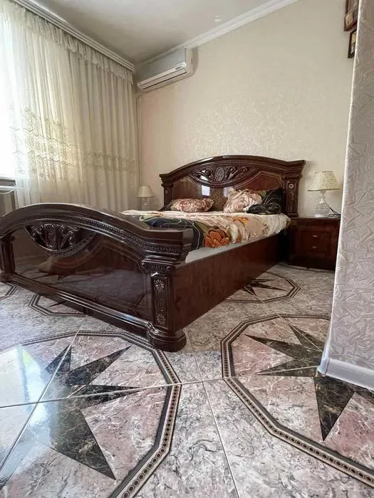 3-кімнатна квартира, 72 м², Черемушки