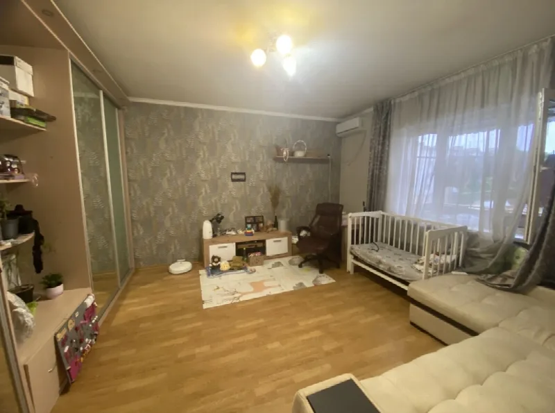1-кімнатна квартира, 38 м², Ленпосьолок