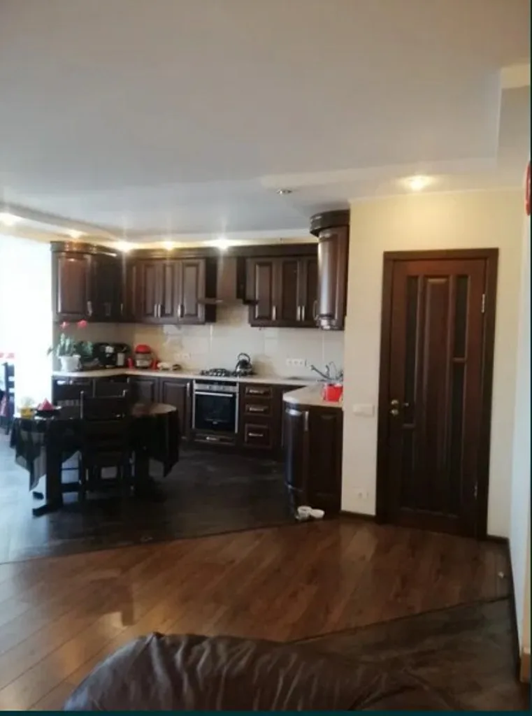 3-кімнатна квартира, 103 м², Вернісаж, Таїрова