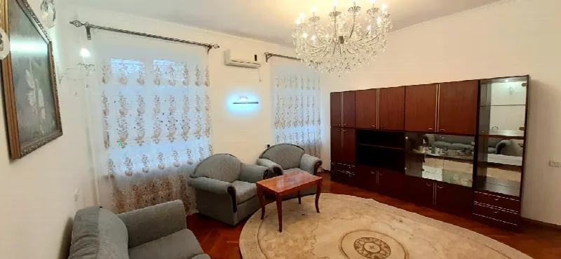2-кімнатні, 60 м²