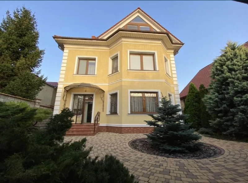6-кімнатний будинок, 380 м², Котовського