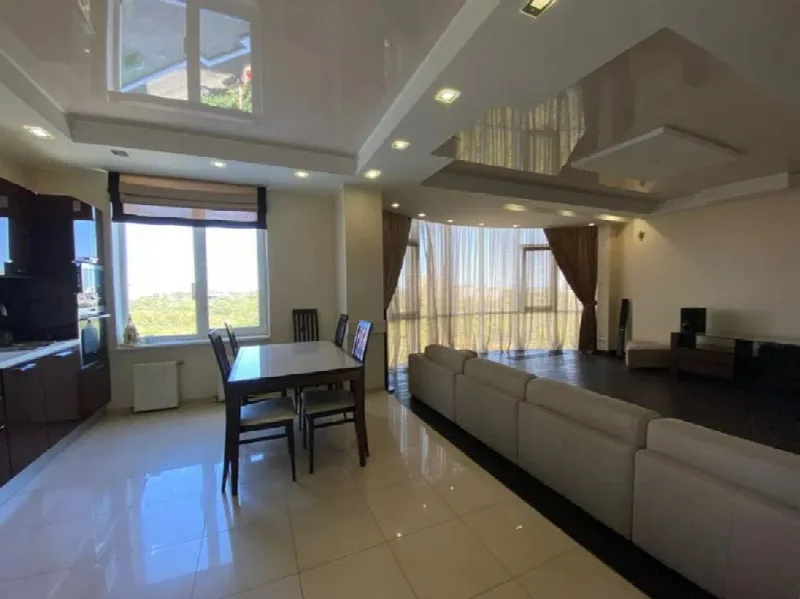 3-кімнатна квартира, 127 м², Гранд Парк, Фонтан