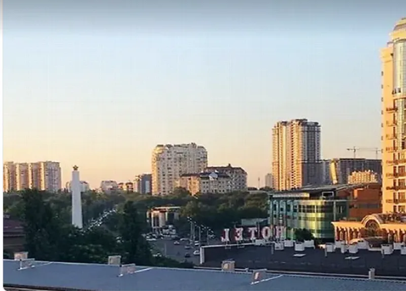 3-кімнатні, 111 м²