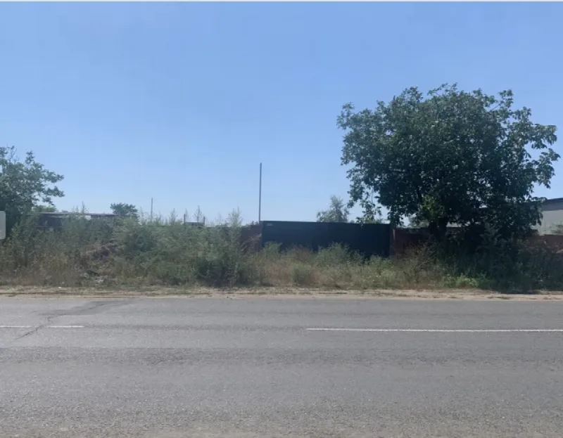 Land, Zelenyi Hai