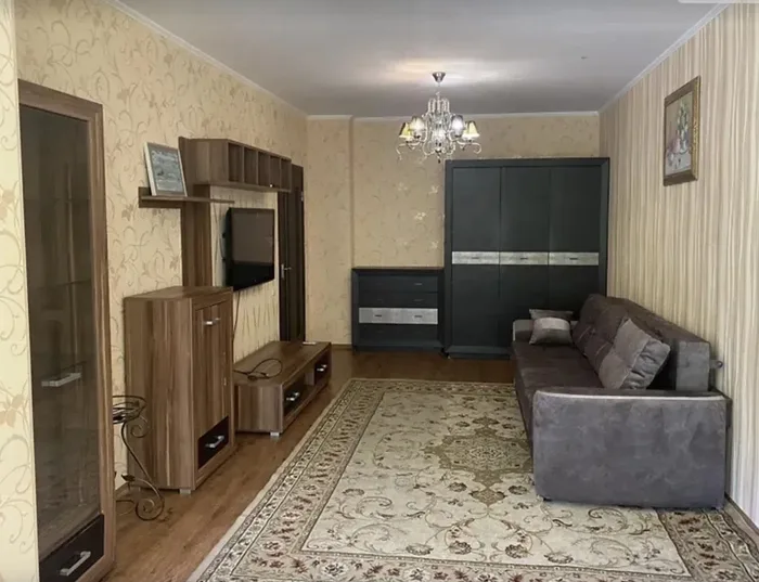 2-кімнатна квартира, 72 м², Шевченко-Французький