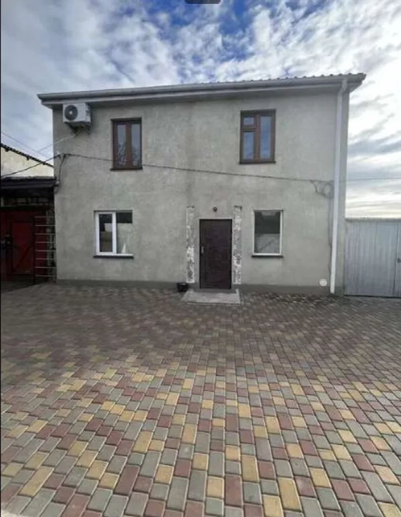 2-кімнатний будинок, 185 м², Лузанівка