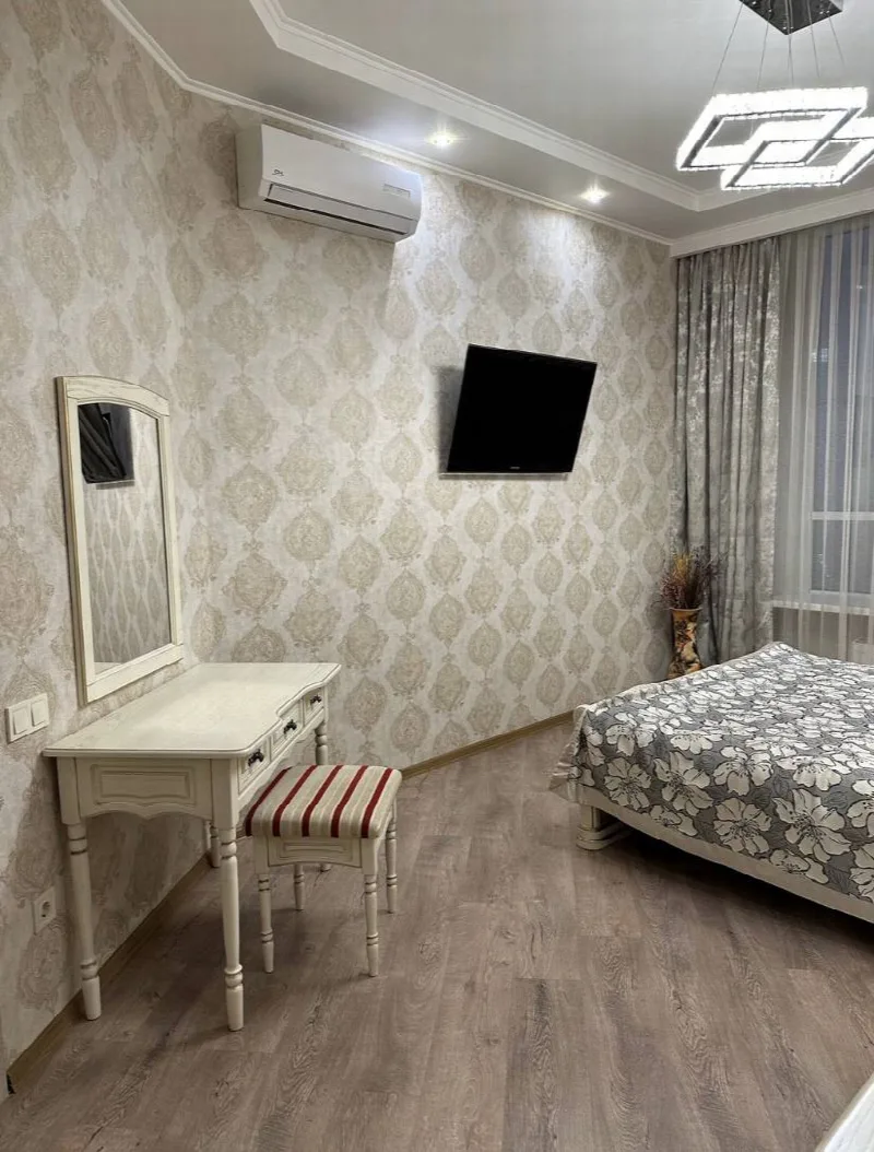 1-кімнатні, 50 м²