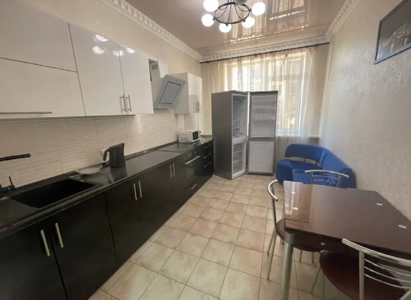 1-комнатная квартира, 46 м², 16 Жемчужина, Центр