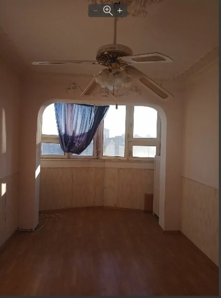 4-кімнатна квартира, 96 м², Таїрова
