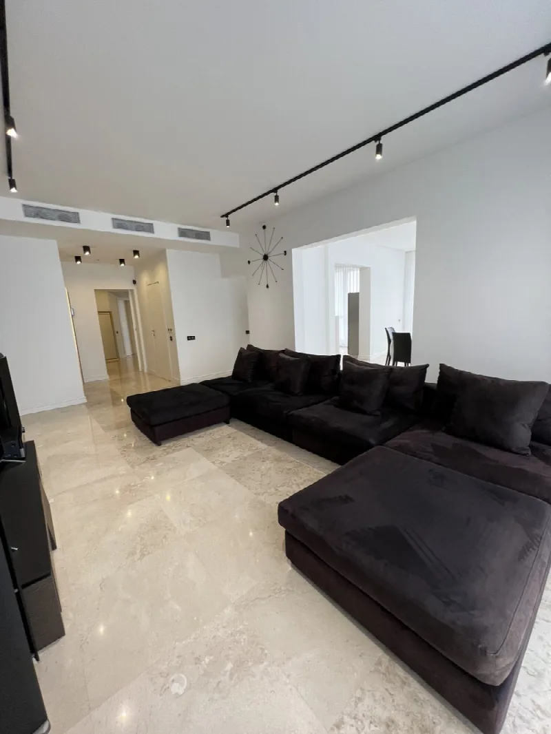3-кімнатна квартира, 141 м², Руслан и Людмила, Фонтан