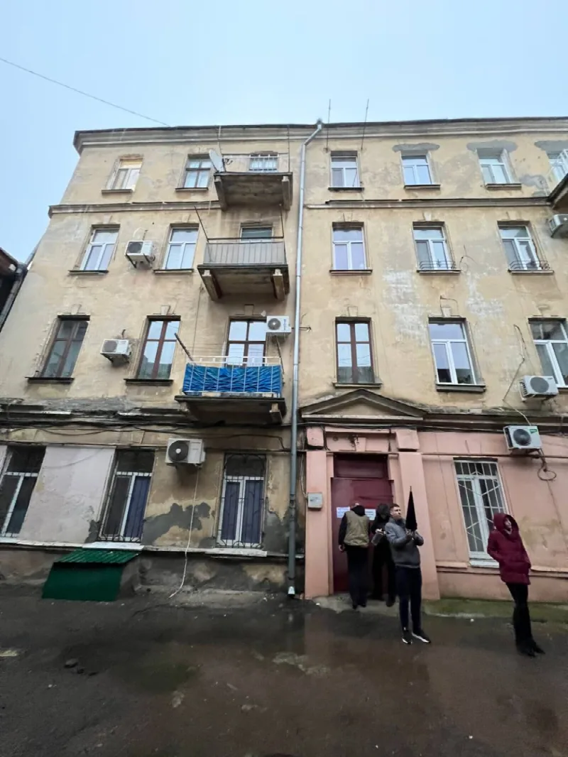 4-кімнатна квартира, 94 м², Центр