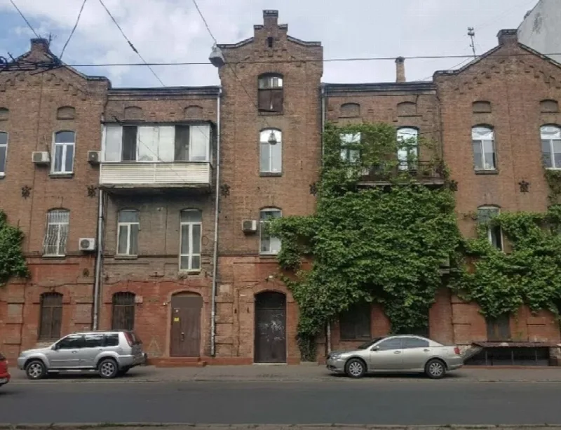 Коммерция, 617 м², Центр