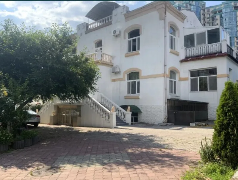 10-кімнатний будинок, 800 м², Фонтан