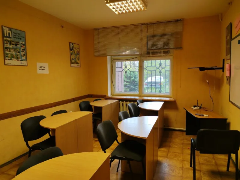 Комерційна, 330 м², Фонтан