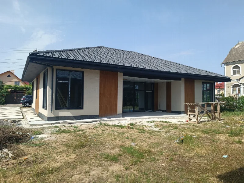 4-кімнатний будинок, 140 м², Авангард