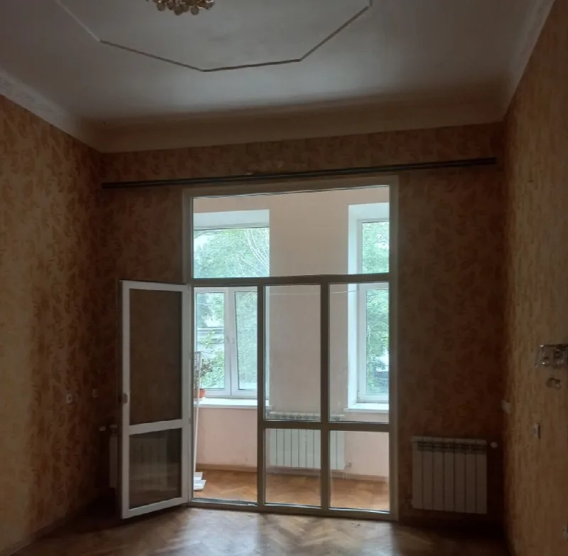 1-кімнатні, 52 м²