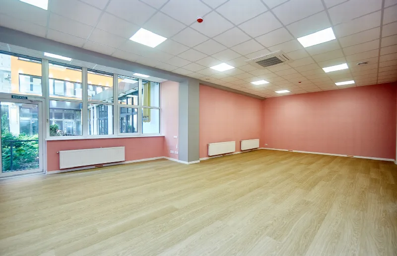 Комерційна, 720 м², Малинки, Черьомушки