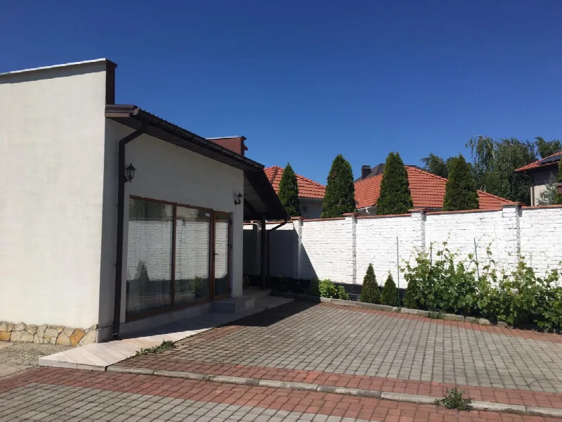 3-кімнатні, 155 м²
