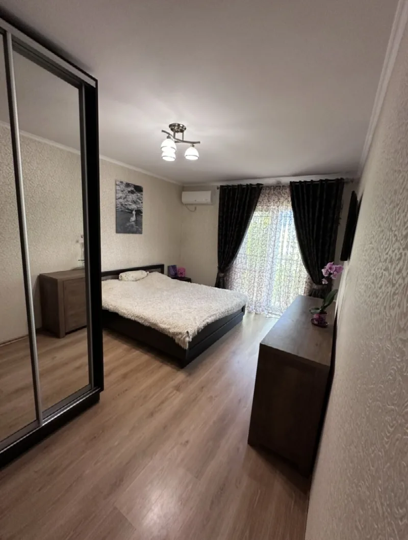 3-комнатная квартира, 76 м², Молдаванка