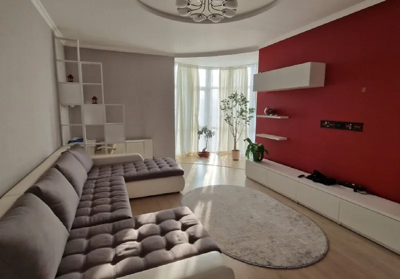2-кімнатні, 83 м²