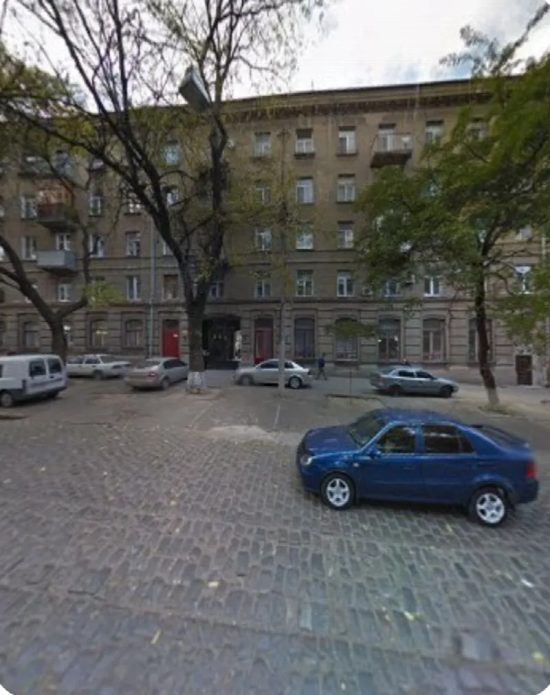 3-комнатная квартира, 78 м², Центр