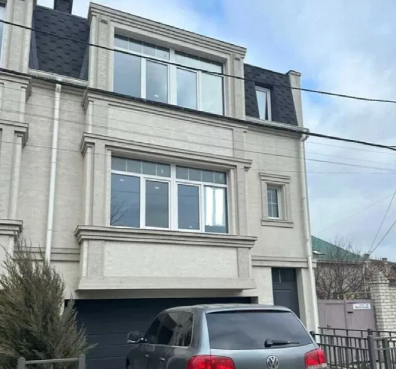 4-кімнатний будинок, 250 м², Чубаївка