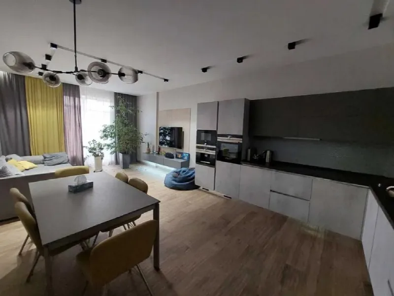 3-комнатная квартира, 130 м², 9 Жемчужина, Шевченко-Французский